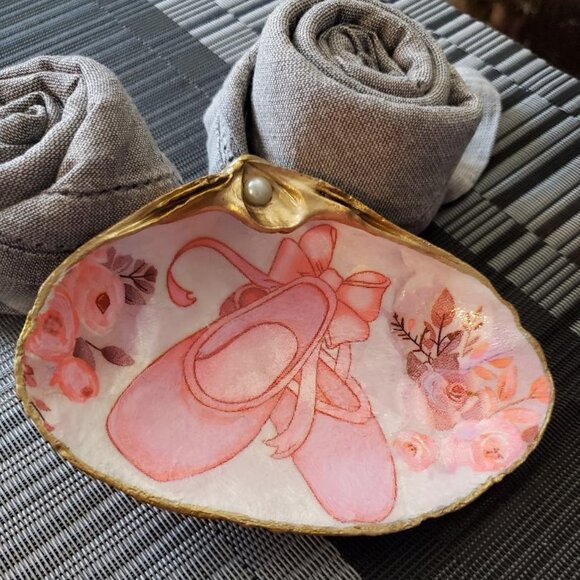 Large Decoupaged Shells , Ballet Shoes Slippers Pearl & Gold Trim Trinket Dish - Picture 4 of 4